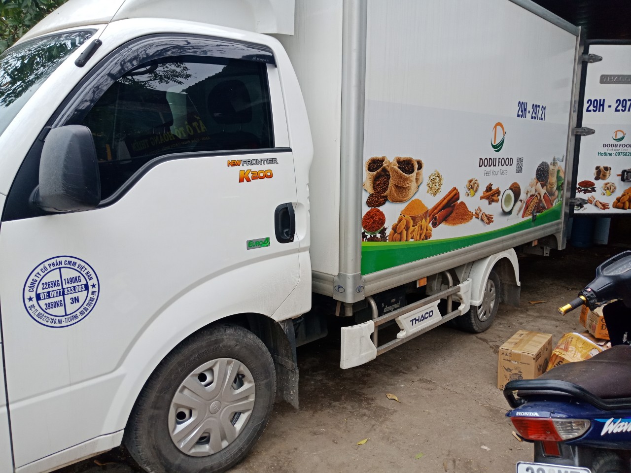 Cho thuê xe đông lạnh chở đồ ăn, thực phẩm tươi sống tại Hà Nội